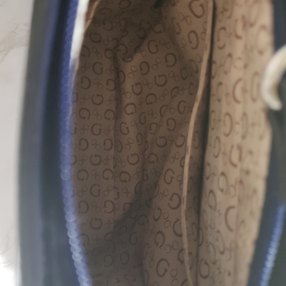 Blue Guess purse - Picture 4 of 4